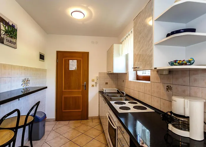 Comfortable And Sunny Krk Krk Town